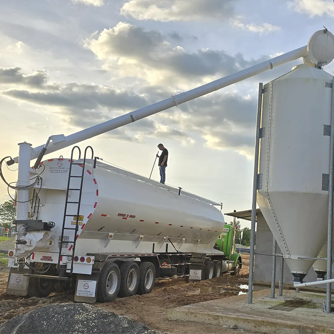 Equipos de transporte a granel silos y granel Granelero Mula Hidraulica 2