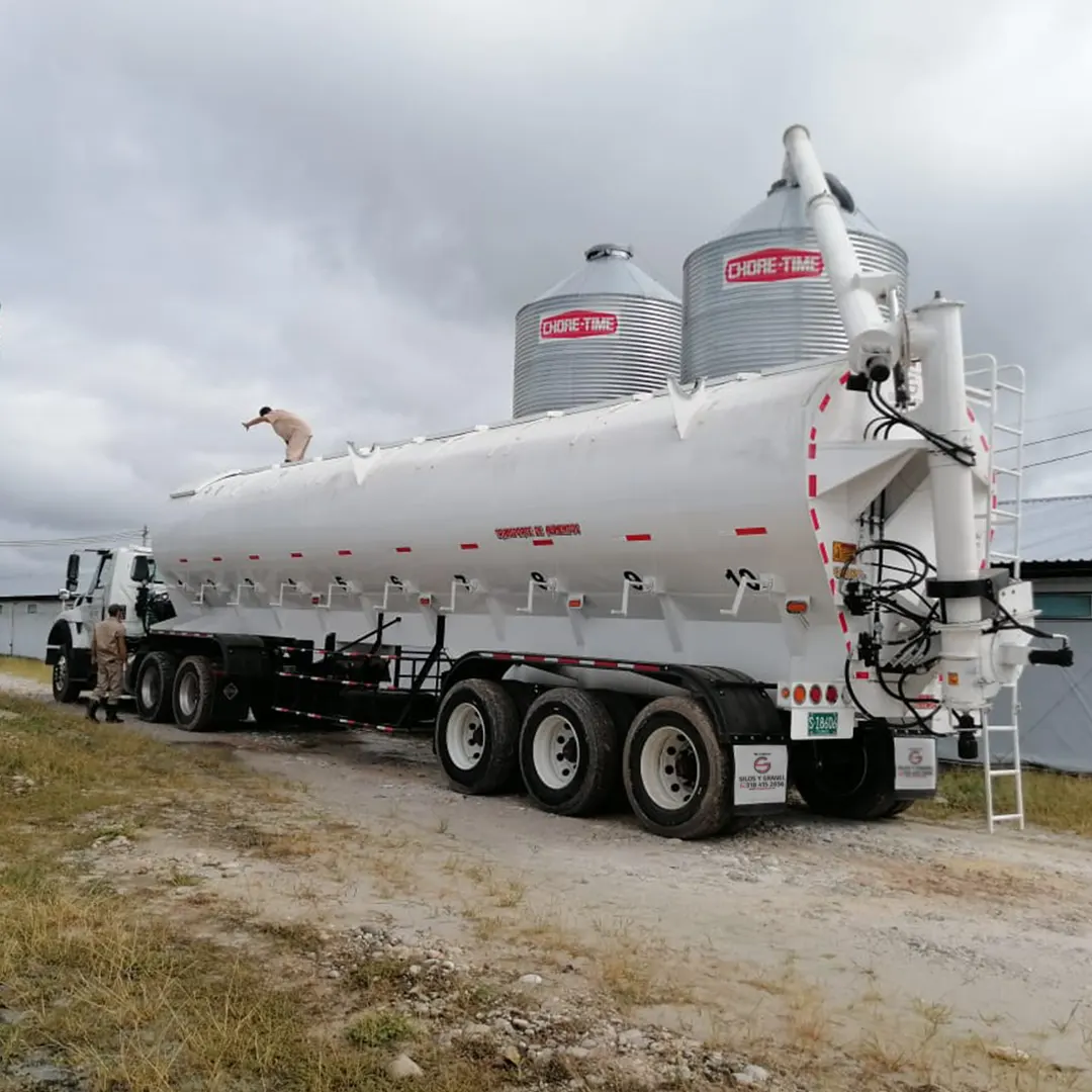 Equipos de transporte a granel silos y granel Granelero Mula Hidraulica 3