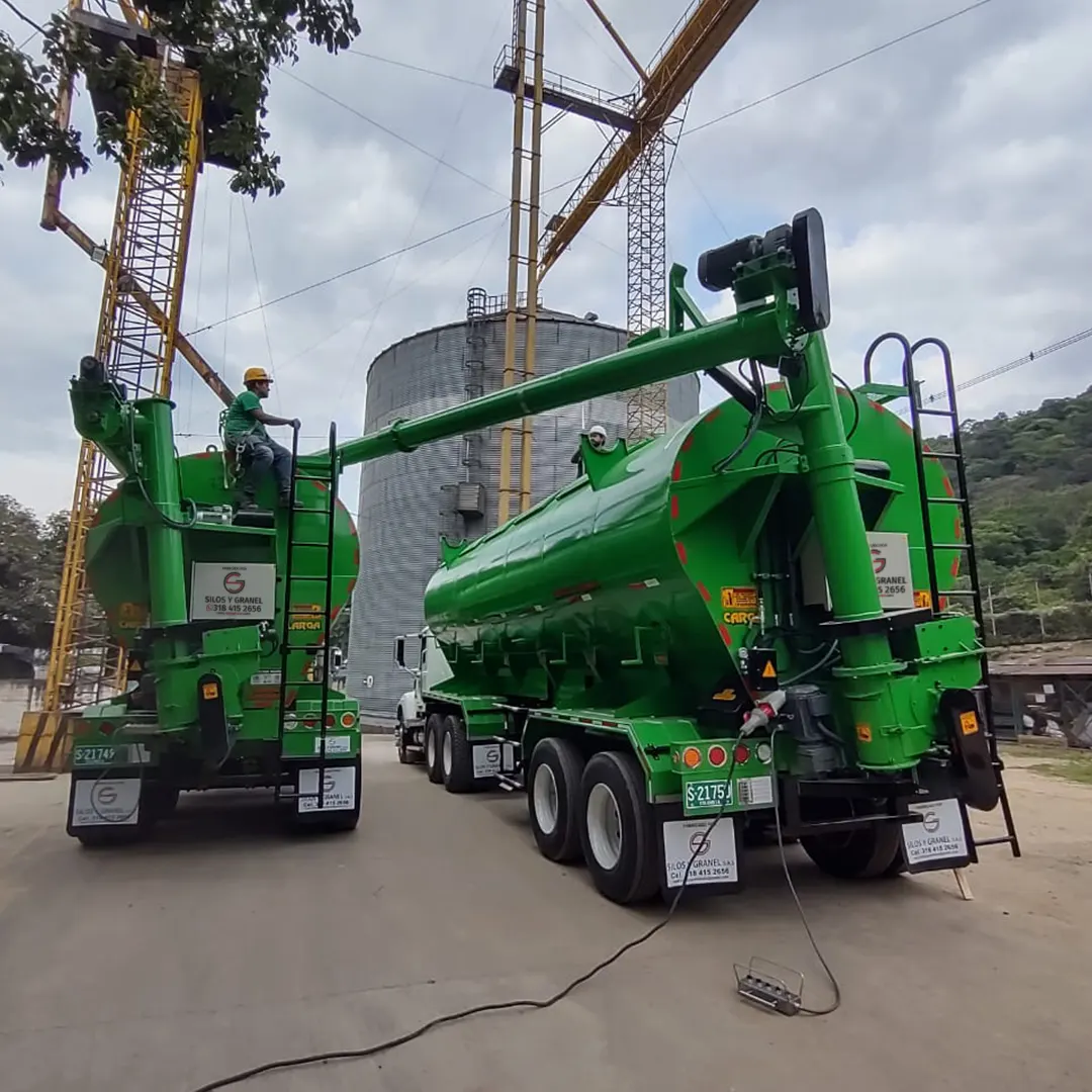 Equipos de transporte a granel silos y granel granelero Mini Mula Electrico 3